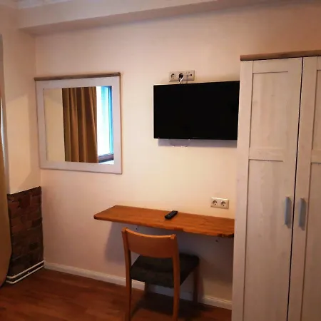 Апартаменты Lv & Am Luetzowplatz Берлин