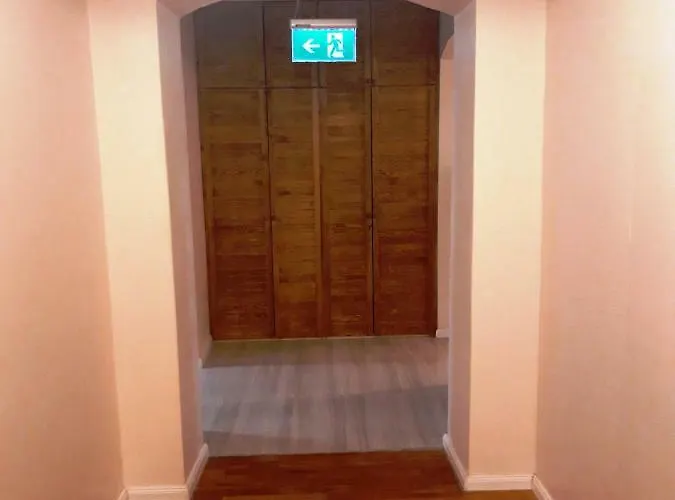 Lv & Am Luetzowplatz * 柏林