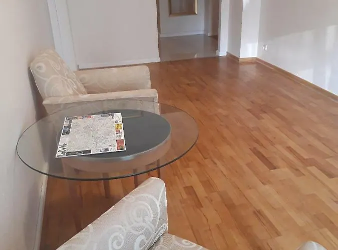 Am Lutzowplatz * Berlin