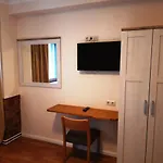 Apartamento Lv & Am Luetzowplatz Berlim